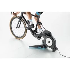 TACX Flux 2 Smart-Trainer Heimtrainer + Trainingsmatte Für Rollentrainer -Neueste Fahrradladen 294104 07 d 599477