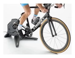 TACX FLUX S Smart-Trainer Heimtrainer + Trainingsmatte Für Rollentrainer -Neueste Fahrradladen 429695 3698693