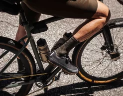 Gran Tourer II Gravel Shoe - Black Gum -Neueste Fahrradladen QUOC Gran Tourer II Black Gum Gravel Cycling Shoe Lifestyle 2 1100x