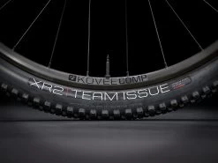 Supercaliber 9.6 Radioactive Red /Trek Black -Neueste Fahrradladen Supercaliber96 22 35151 B Alt7